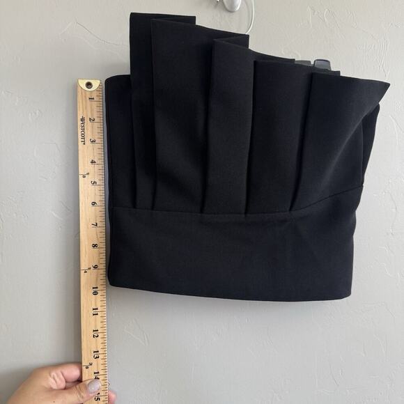 NWT Banana Republic Cropped Ruffle Top Black Woman’s Size 2 Zip Up Tube Top - Picture 7 of 10